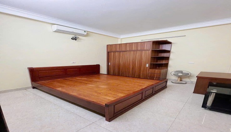 Cho ở nhóm 8 sinh viên Ngõ 290 Minh Khai, 55m2, 3.5 tầng, 4 ngủ, 12 Triệu